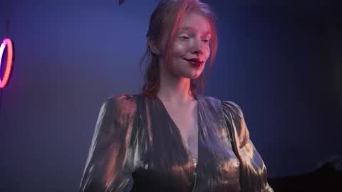        im expecting 350 thumbs up on my altar   online show from December 1, 10:30 pm