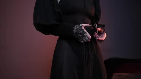        im expecting 350 thumbs up on my altar   online show from March 12, 10:07 pm