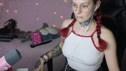 Snapshot of ginger_stay chatting on September 17, 9:40 pm Ginger online show from September 17, 9:40 pm