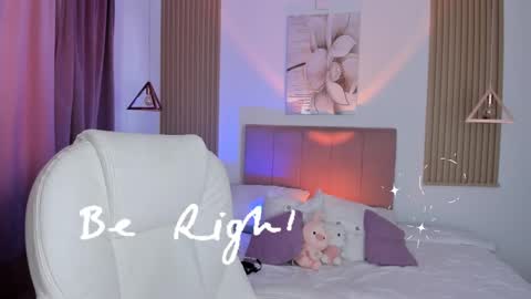 Kendall online show from February 9, 1:46 pm