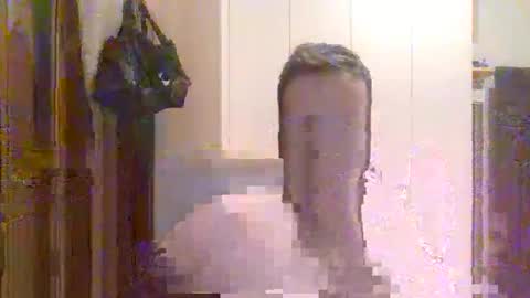 gionnylove online show from December 4, 5:45 pm