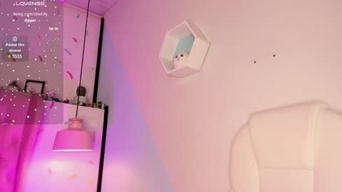 Giovanna  online show from February 7, 6:56 am