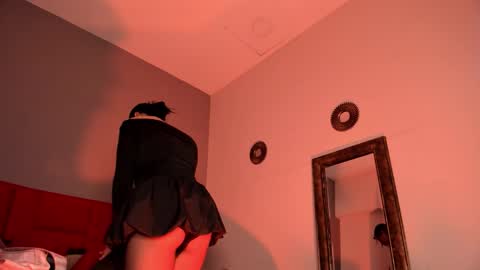 Giovanna  online show from February 5, 8:18 am