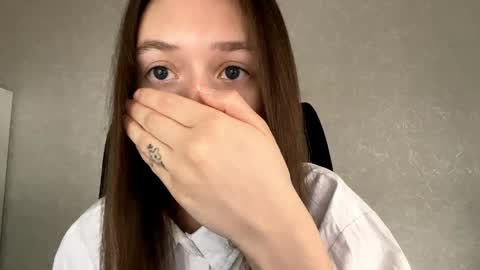 Melisa online show from April 20, 1:08 am