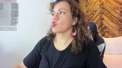 G I S E P L A online show from March 13, 9:18 pm