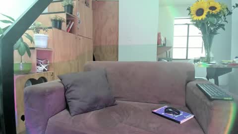 girasol1921 online show from January 10, 9:42 pm