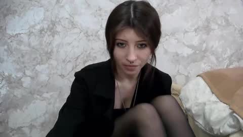 girl_cute007 online show from April 12, 3:49 pm
