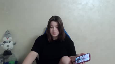 girl_leya online show from December 23, 2:35 am