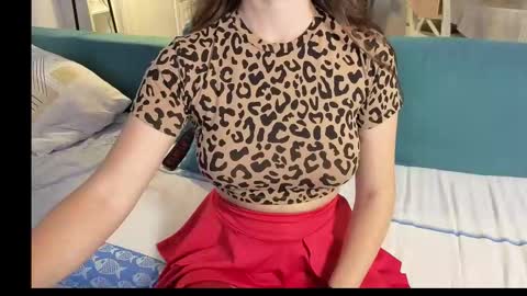 Girlfriend online show from October 7, 4:25 pm