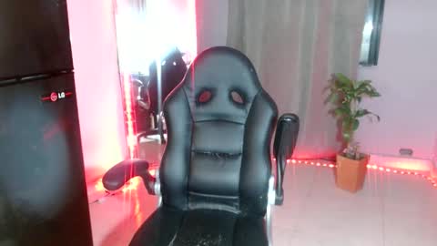 Ariana Sophia.  online show from February 23, 5:45 am