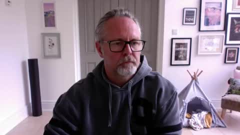 girlsandbikes online show from February 27, 11:58 am