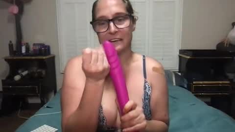 Girls Have Fun Too online show from October 1, 2:21 am