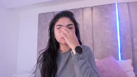     online show from March 11, 11:23 am