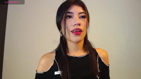 Snapshot of giselleblare chatting on February 19, 9:06 am giselleblare online show from February 19, 9:06 am
