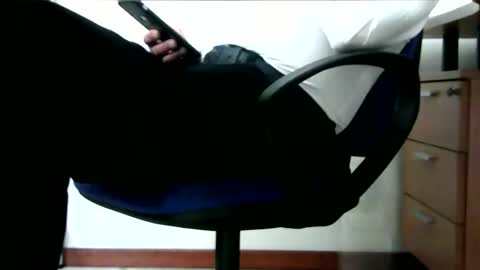 Snapshot of gitano691 chatting on February 6, 10:04 am gitano691 online show from February 6, 10:04 am