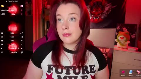 Snapshot of gitera_ chatting on September 28, 9:13 pm AlexaMillis online show from September 28, 9:13 pm