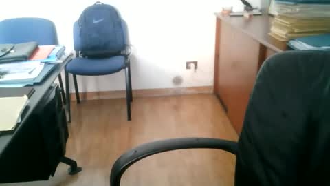 giuseppevai1 online show from May 19, 8:43 am