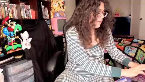 glaceon9 online show from March 7, 2:11 am