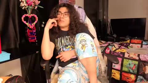 glaceon9 online show from March 11, 7:47 pm