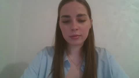 gloria954807 online show from May 13, 5:33 pm
