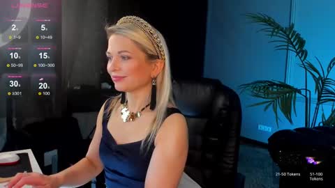 Snapshot of gloria_lovely chatting on February 27, 2:43 pm Gloria online show from February 27, 2:43 pm