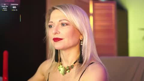 Snapshot of gloria_lovely chatting on September 18, 11:14 am Gloria online show from September 18, 11:14 am