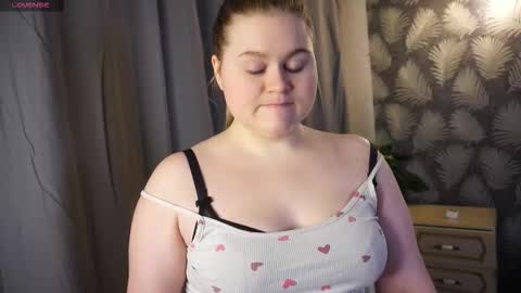 Hello  Our names is Molly and Mia  We will give you unforgettable emotions you will feel our love online show from November 25, 8:40 pm