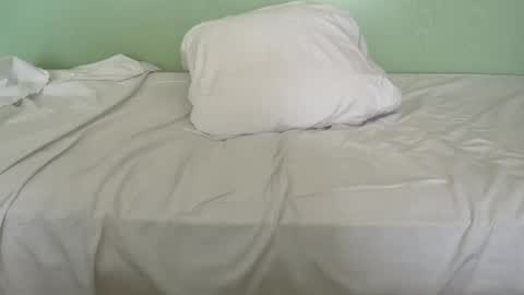 Gloria Pearl online show from August 2, 2:52 pm