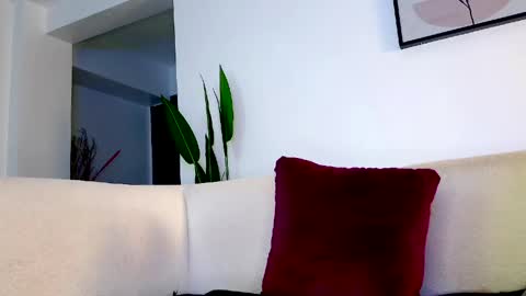 Skye online show from April 23, 12:13 pm