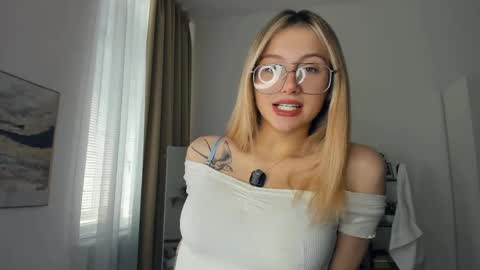 Cherry online show from May 31, 8:57 am