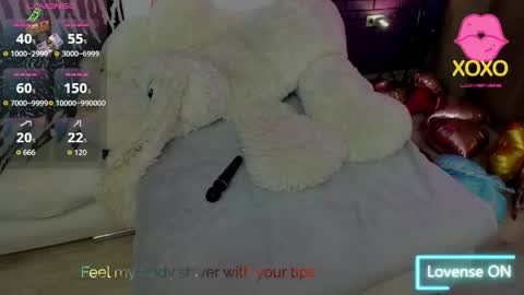 Mia online show from May 31, 4:39 pm