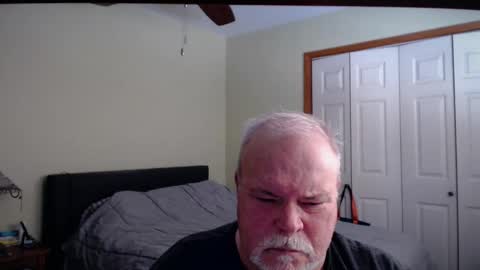 gmctruckguy online show from February 10, 7:39 pm