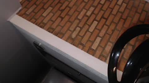 daniela online show from April 16, 2:00 am