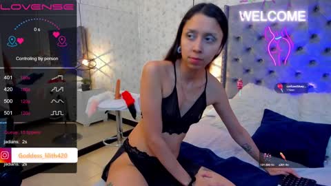 Snapshot of goddess__lilith_ chatting on December 8, 12:52 pm Lilith online show from December 8, 12:52 pm