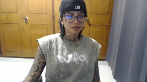 goddess_mercurio00 online show from July 9, 8:24 pm