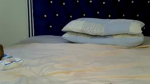 Snapshot of goddess_nanaya chatting on October 15, 9:15 pm Goddess nanaya online show from October 15, 9:15 pm
