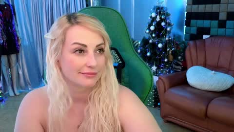 Angela online show from January 2, 7:07 pm