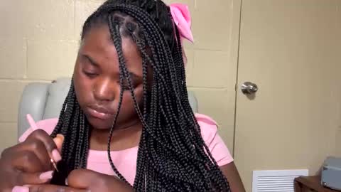 Snapshot of goddessnyia chatting on January 14, 4:57 am goddessnyia online show from January 14, 4:57 am