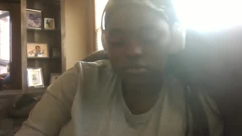 Snapshot of goddessnyia chatting on February 4, 5:23 pm goddessnyia online show from February 4, 5:23 pm