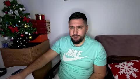 gold_alpha_boy online show from December 5, 12:14 pm