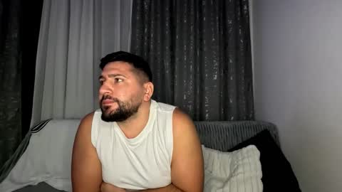 gold_alpha_boy online show from September 30, 7:02 pm