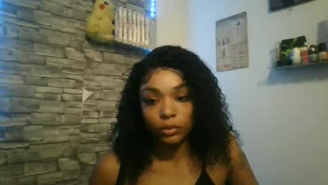 Snapshot of goldamethyst98 chatting on October 1, 3:16 am Amethyst online show from October 1, 3:16 am