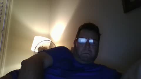 goldenbear3111 online show from December 31, 12:36 pm