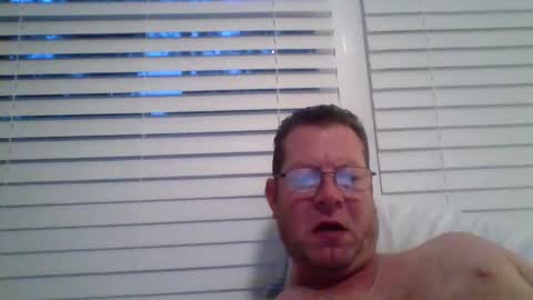 goldenbear3111 online show from September 27, 11:19 am