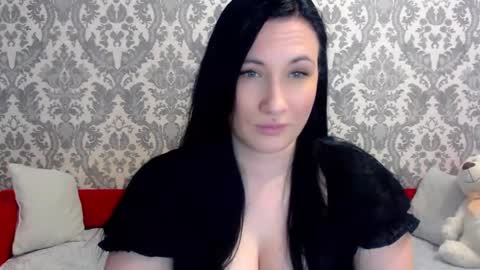 Snapshot of goldmoonn chatting on February 2, 12:13 pm goldmoonn online show from February 2, 12:13 pm