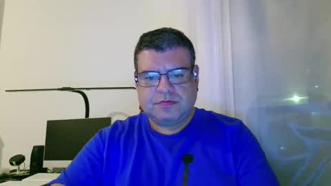 Snapshot of gomezgonz5 chatting on September 18, 9:30 pm gomezgonz5 online show from September 18, 9:30 pm