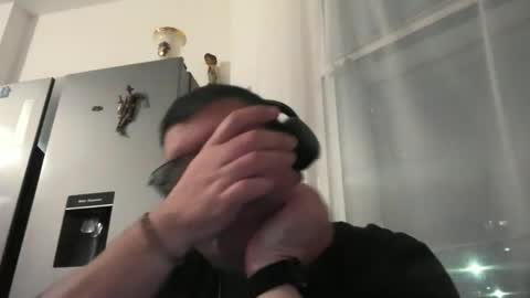 Snapshot of gomezgonz5 chatting on October 17, 9:08 pm gomezgonz5 online show from October 17, 9:08 pm