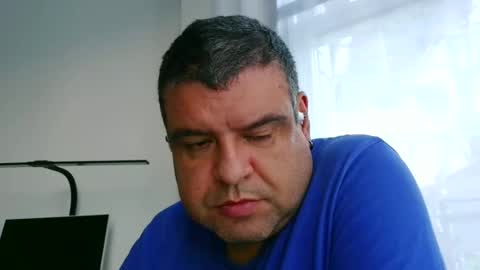 Snapshot of gomezgonz5 chatting on September 12, 5:04 pm gomezgonz5 online show from September 12, 5:04 pm