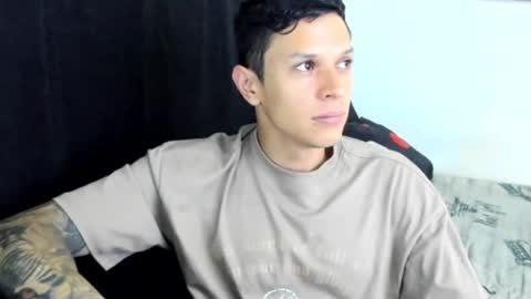 Snapshot of goodboy69i chatting on March 7, 3:39 pm goodboy69i online show from March 7, 3:39 pm
