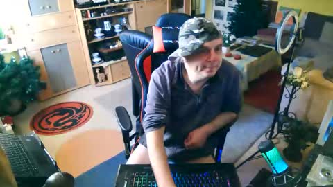 google5001 online show from March 3, 7:59 am